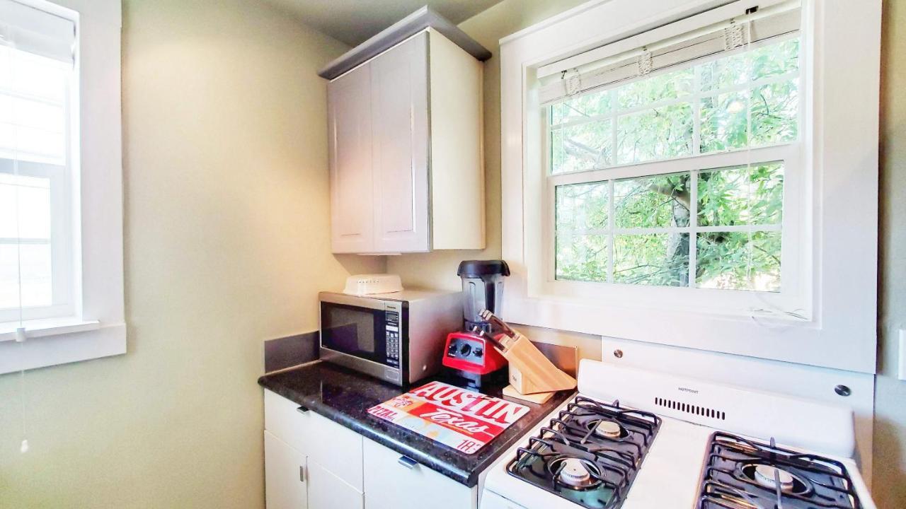Ut Moody Center Downtown Eco Pecan Tree House Free Wifi Parking Quiet Office Austin Bagian luar foto